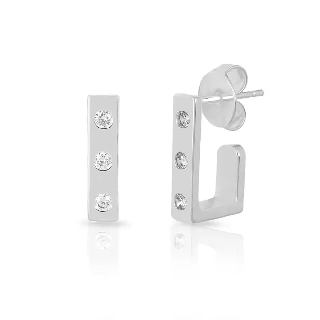 Brinco Meia Argola Com Zircônias Cristal
