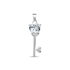 Pingente de Prata Leve Chave com Coração de Zircônia Cristal