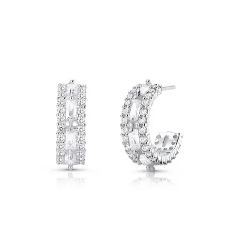 Brinco de Argola com Zircônias Cristal