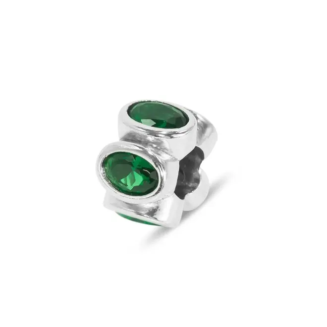 Berloque com Zircônias Esmeralda Oval