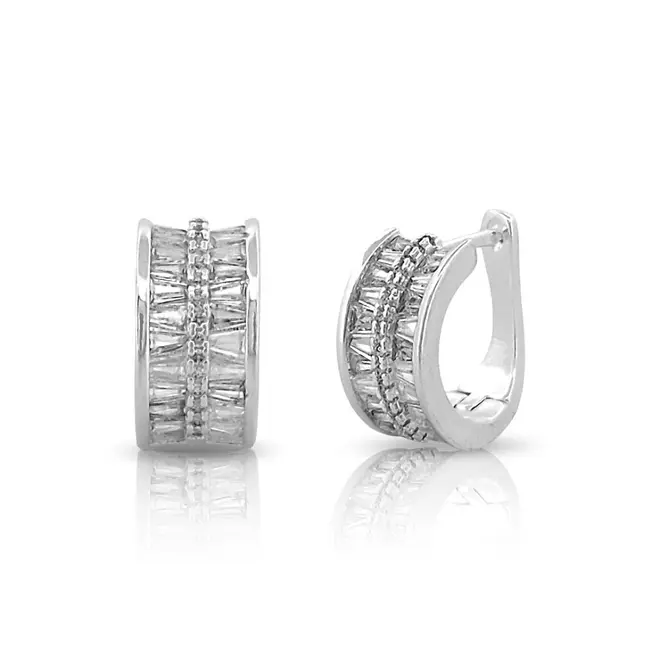 Brinco Argola Click Trabalhada com Zircônia Cristal