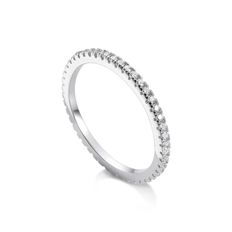 Anel com Aro de Zircônias Cristal