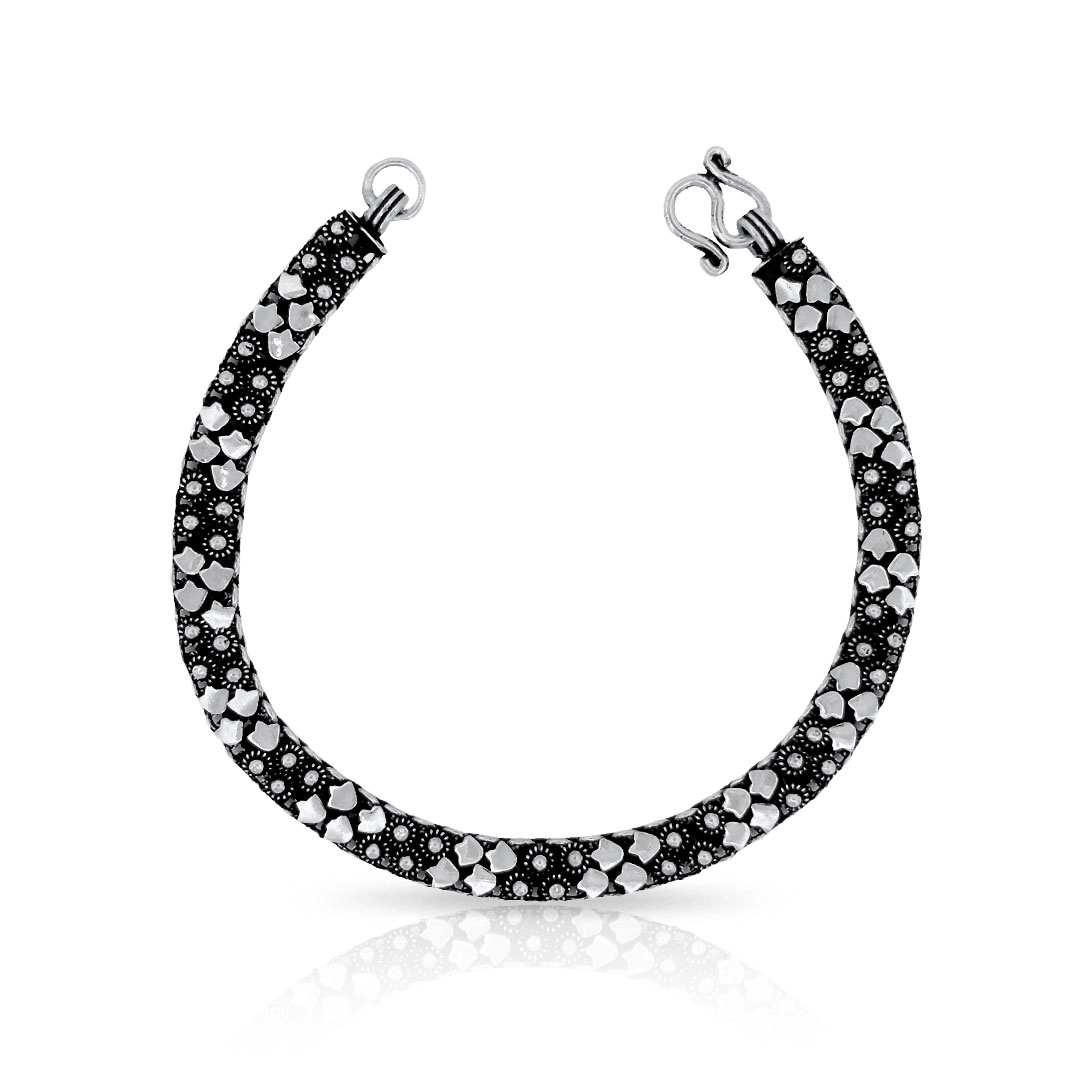 Pulseira com Acabamento Envelhecido Flores