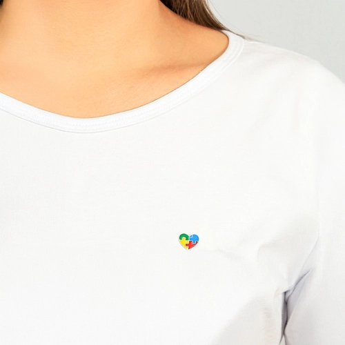 Pin Autismo com Coração