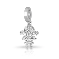 Berloque Menina com Zircônias Cristal Cravejadas