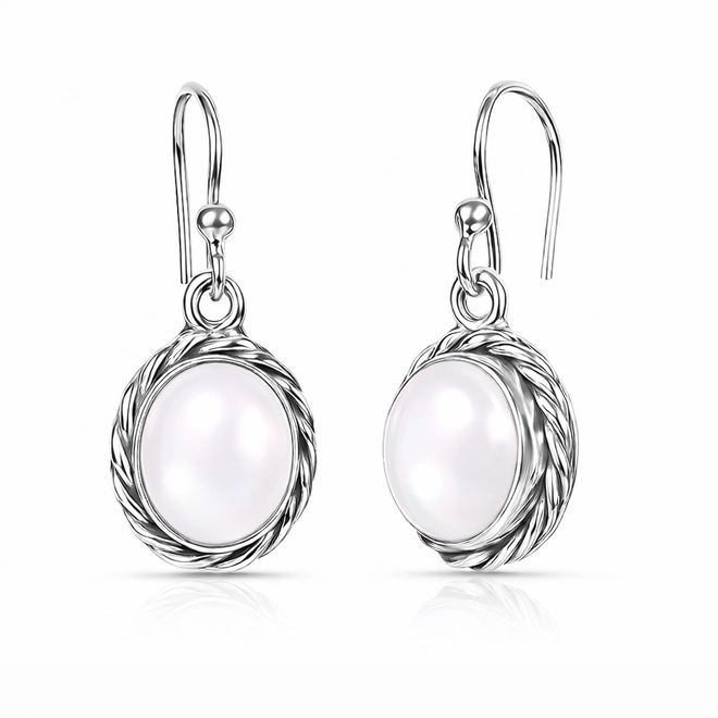 Brinco Gancho com Pérola Natural Oval