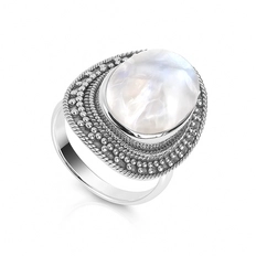 Anel de Prata 925 Oval Trabalhado com Pedra da Lua Natural