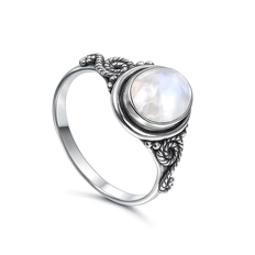 Anel de Prata 925 Oval com Pedra da Lua Natural