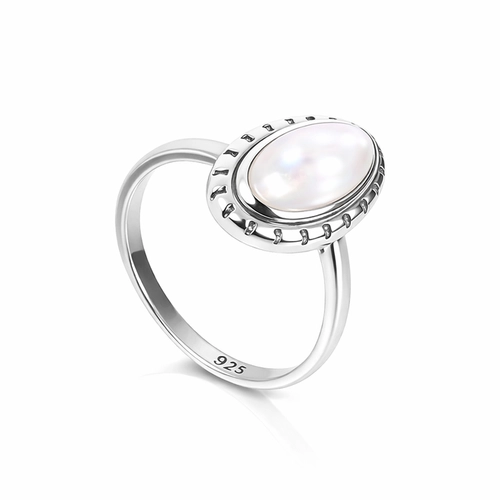 Anel Oval com Pérola Natural