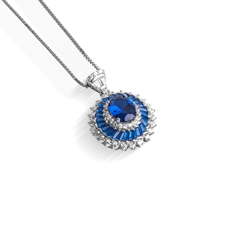 Gargantilha Blend Collection Cravejado Com Zircônias Safira e Cristal Oval