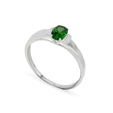 Anel De Formatura Em Prata Com Zircônia Esmeralda Oval E Zircônias Cristal