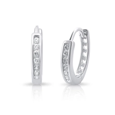 Brinco Argola Click com Zircônias Cristal