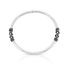Bracelete com Acabamento Envelhecido Detalhes Laterais