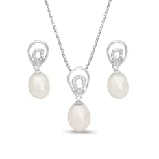 Conjunto com Pérola Biwa e Zircônias Cristal