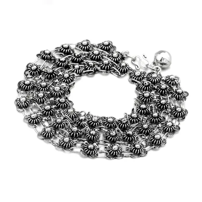 Pulseira Envelhecida com Três Fileiras de Flores