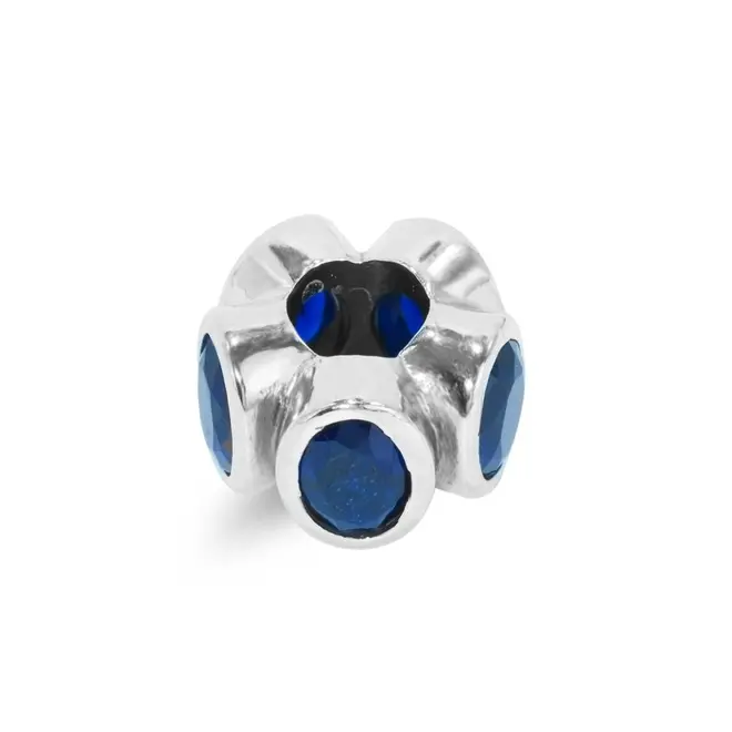 Berloque com Zircônias Safira Oval