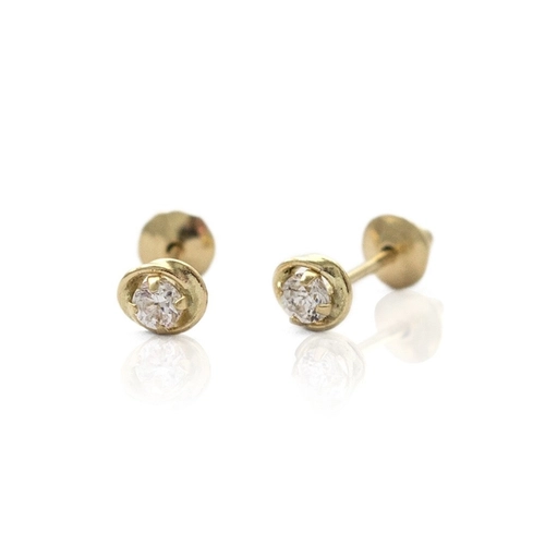Brinco Baby Gold Trabalhado com Zircônia Cristal