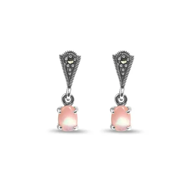 Brinco Delicado com Madrepérola Rosa Oval e Marcassitas
