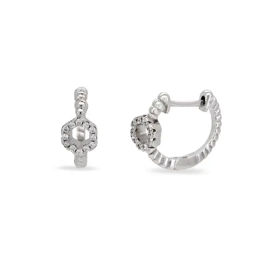 Brinco Argola Click Detalhe Vazado com Zircônias Cristal