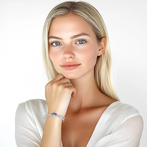 Bracelete de Prata Blend Collection Aberto com Zircônias Cristal e Coroa em Zircônia Safira