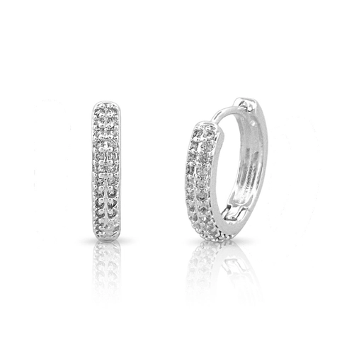 Brinco de Prata Leve Argola Click com Zircônias Cravejadas