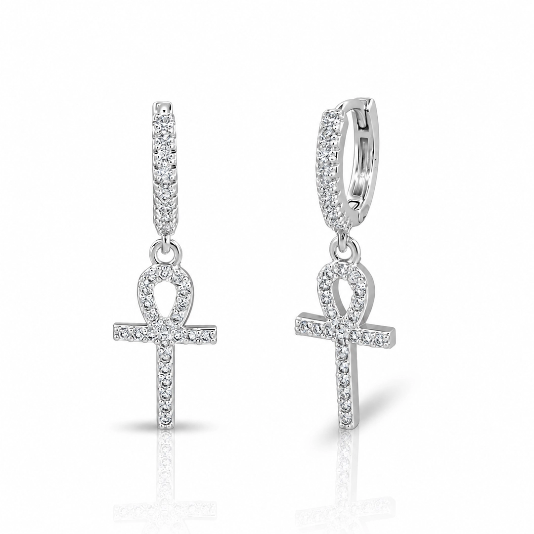 Brinco Argola Click com Pingente de Cruz de Ansata