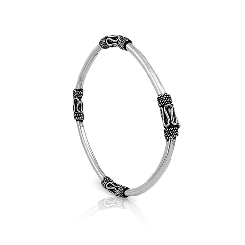 Bracelete Quadrado com Acabamento Envelhecido