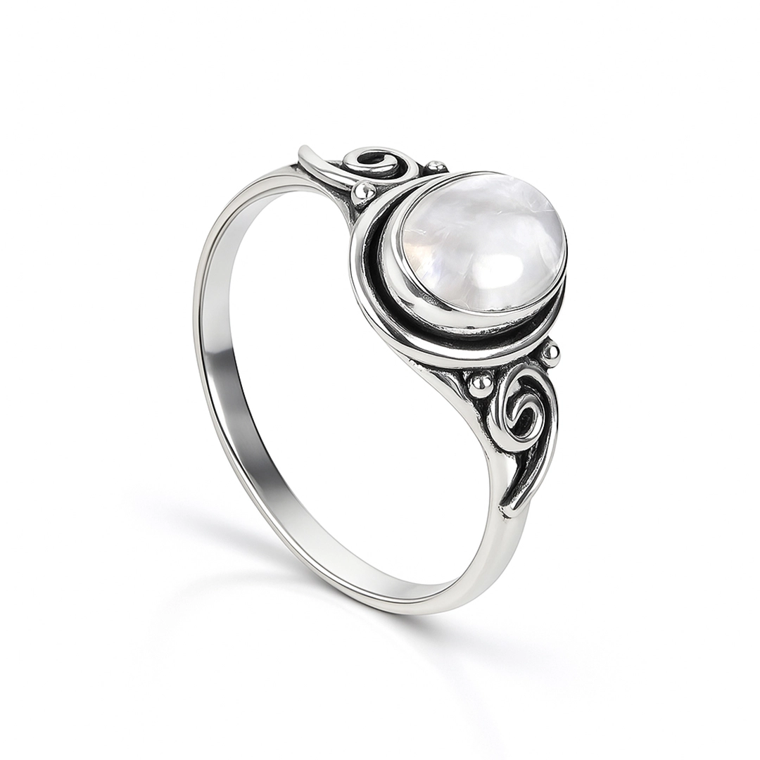 Anel de Prata 925 Oval com Aro Trabalhado e Pedra da Lua Natural