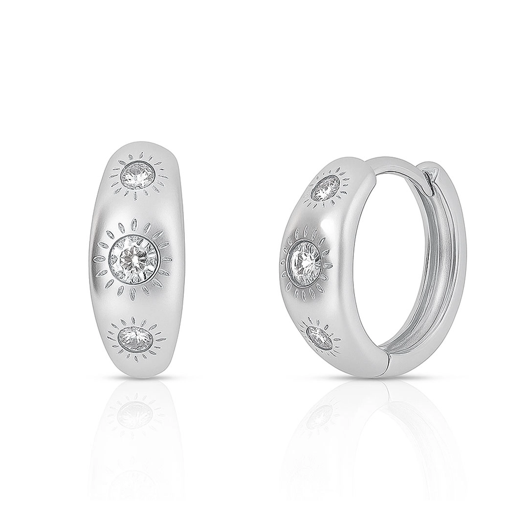 Brinco Click Trabalhado com Zircônias Cristal
