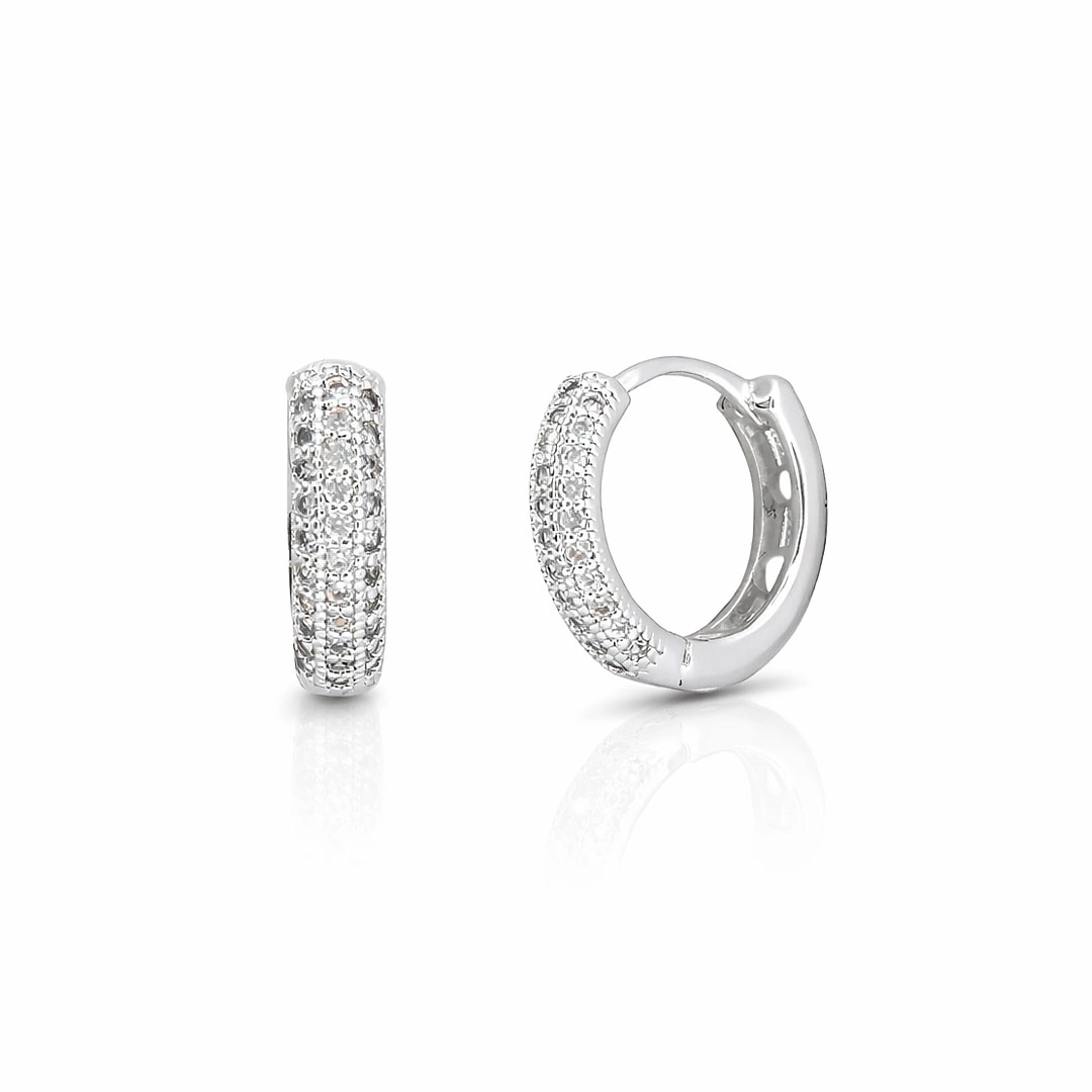 Brinco Argola Click com Zircônias Cristal M