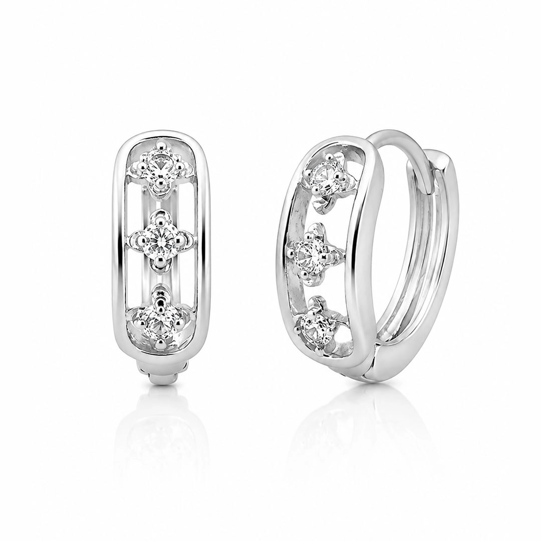 Brinco Argola Click Vazada com Zircônias
