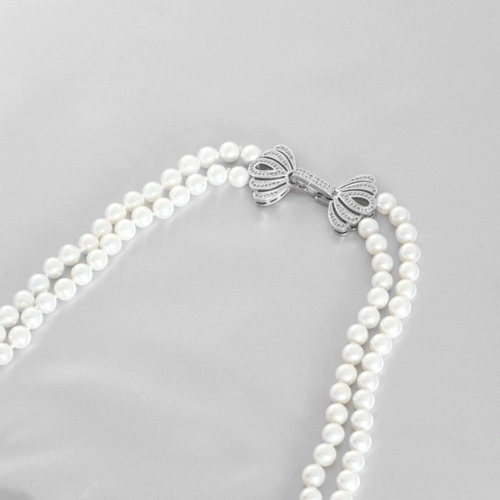 Colar de Pérola Longo , Duplo e Com Fecho de Zircônia Cristal