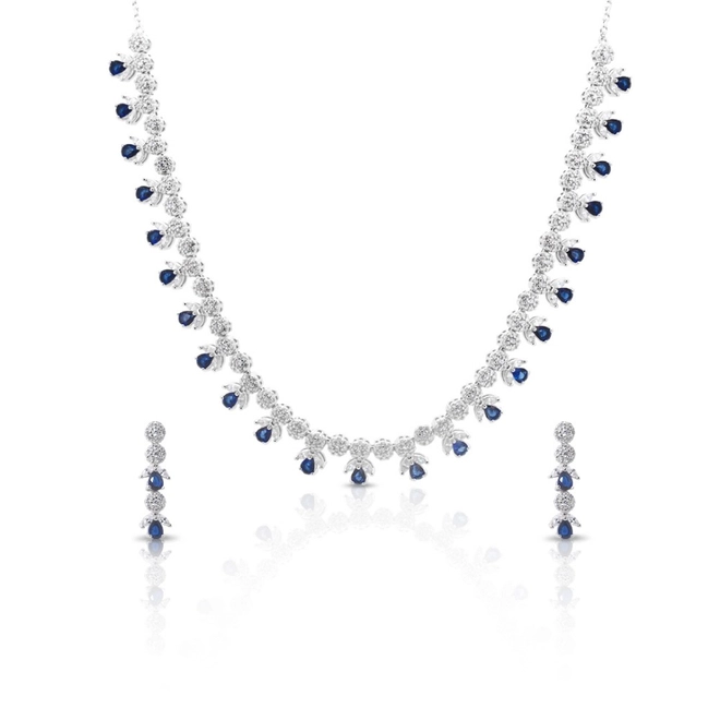 Conjunto em Prata de Flores com  Zircônias Safira Gota