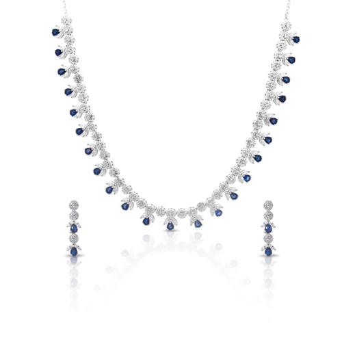 Conjunto em Prata de Flores com  Zircônias Safira Gota