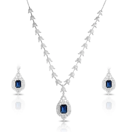Conjunto em Prata com Zircônias Cristal e Zircônia Safira