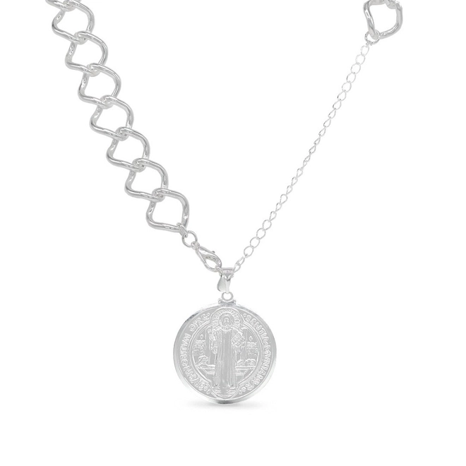 Choker de Prata Leve com Elos Lisos e Medalha de São Bento