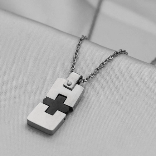 Corrente de Aço com Placa Articulada e Cruz Carbonada