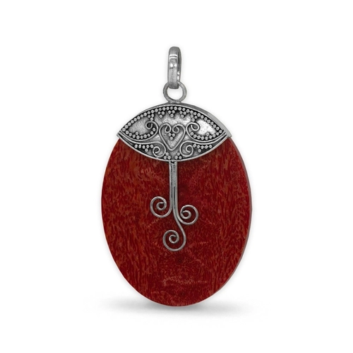 Pingente de Prata com Coral Esponja Oval e Trabalhado Envelhecido