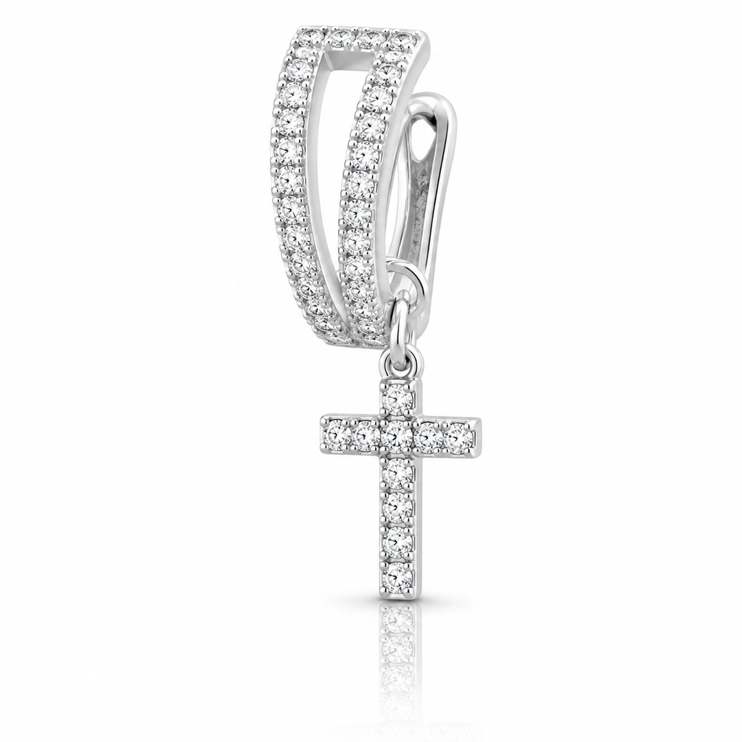 Brinco Ear Cuff Cravejado com Zircônias Cristal e Pingente Cruz