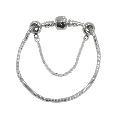 Pulseira de Prata Symbol Conduíte com Trava 18 cm
