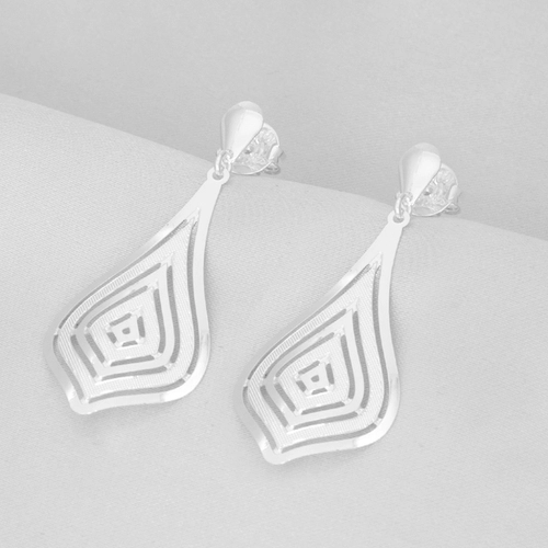 Brinco de Prata Leve Gota Indiana