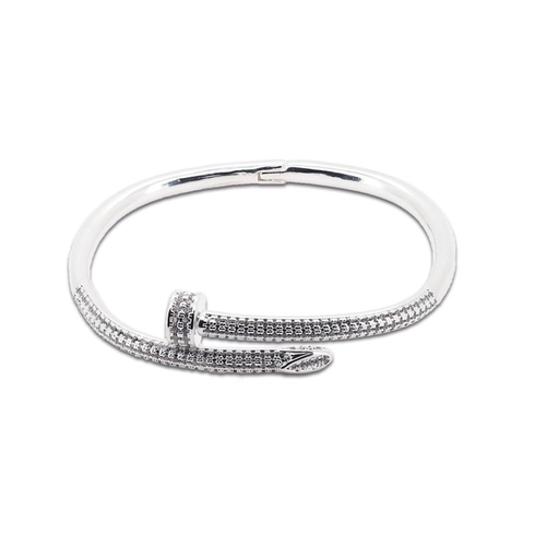 Bracelete em Prata Leve de Prego Espelhado com Zircônias Cristal