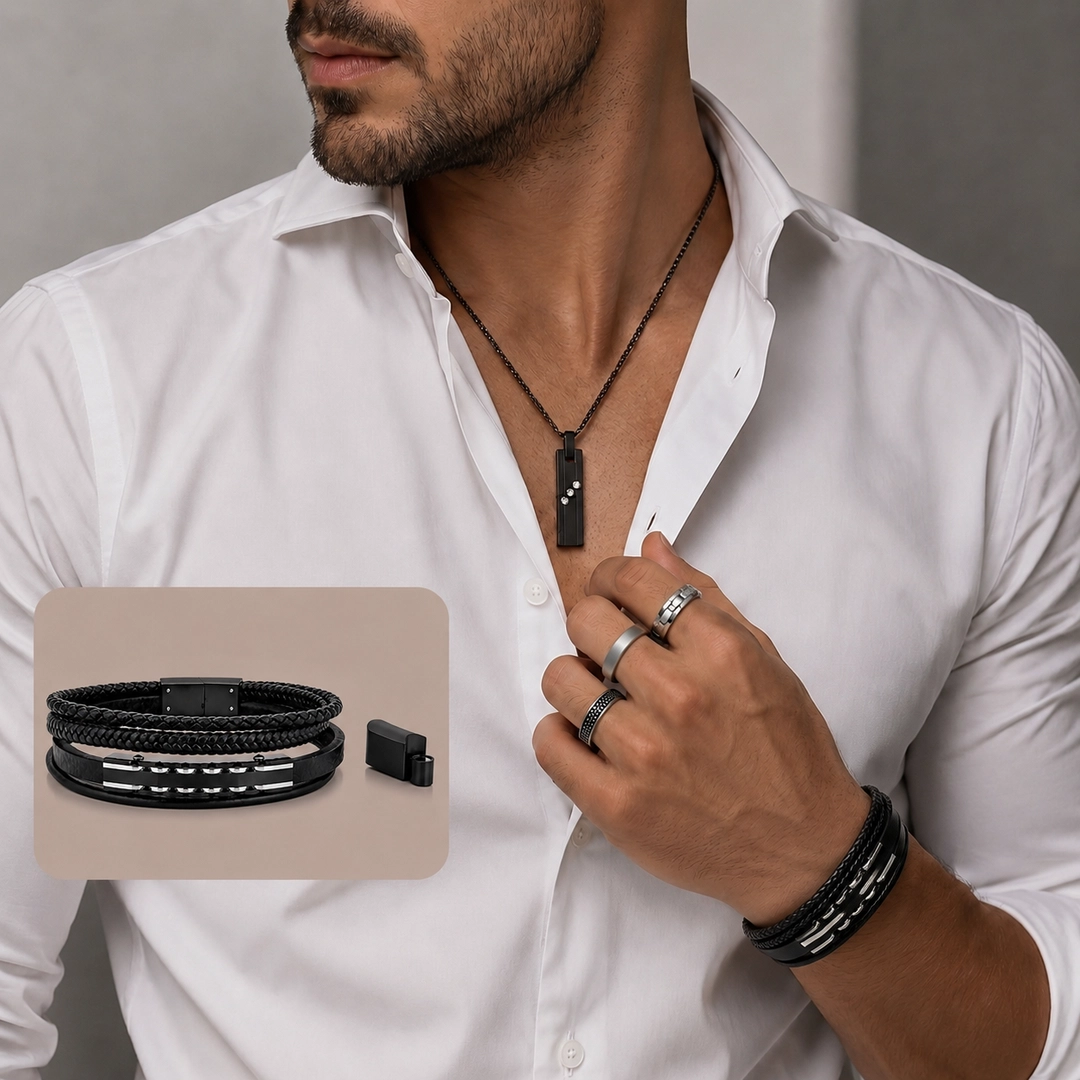 Bracelete com Quatro Fios e Placa Trabalhada