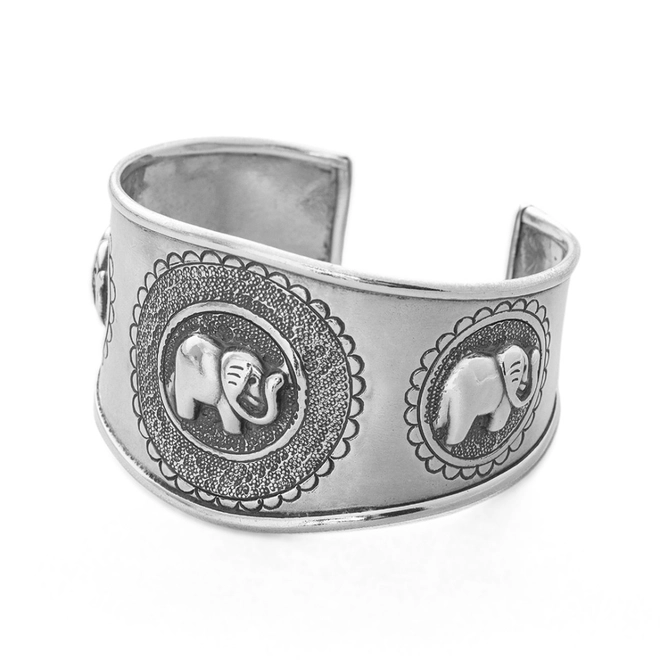 Bracelete de Prata Estilo Bali Trabalhado com Elefante
