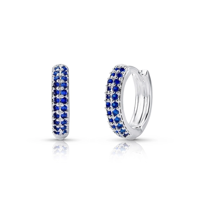 Brinco De Prata Leve Argola Clic com Duas Fileiras de Zircônia Safira M