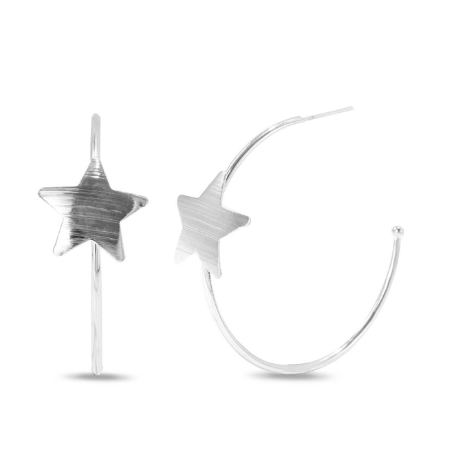 Brinco de Prata Leve Argola com Estrela