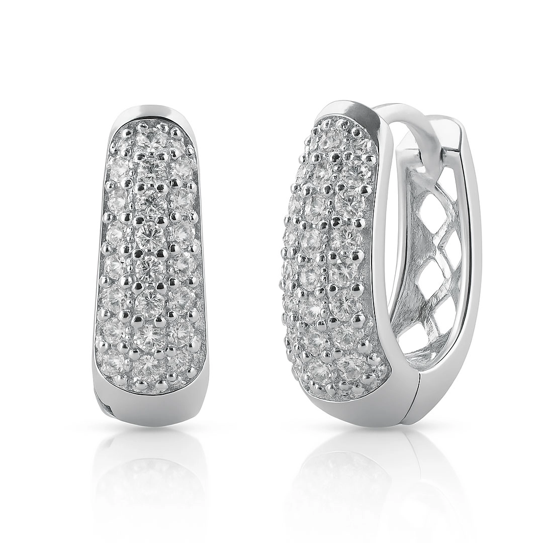 Brinco Argola Oval com Zircônias Cristal