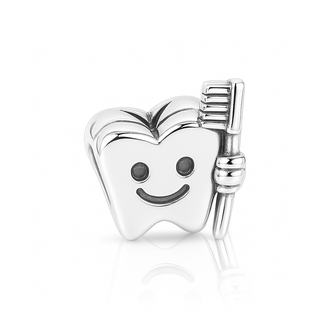 Berloque de Prata Envelhecido Dente com Escova