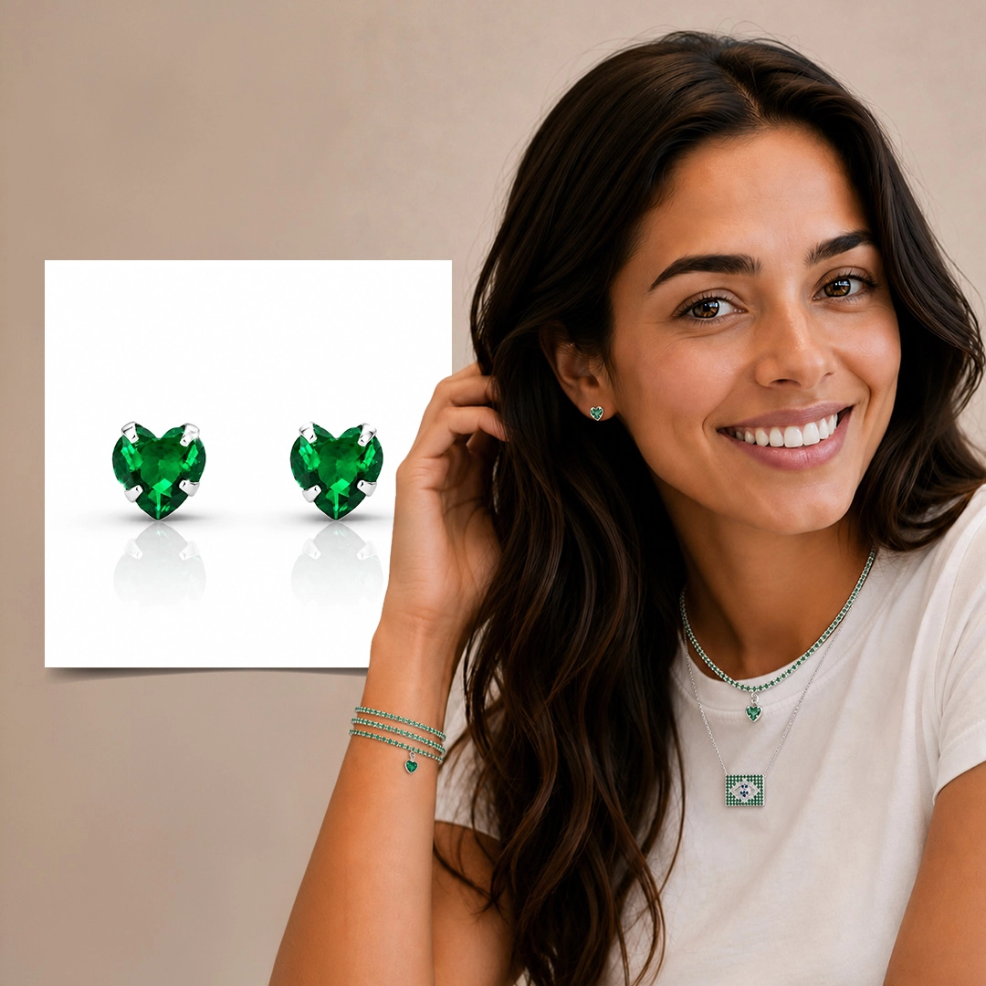 Brinco Coração Top com Zircônia Esmeralda